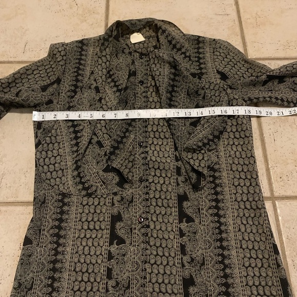 Vintage 70s Style Rite Blouse Co. Toronto - Black Paisley Blouse Size Medium - Picture 2 of 7